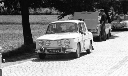 Longin Bielak i Andrzej Komorowski – Renault 8 Gordini.